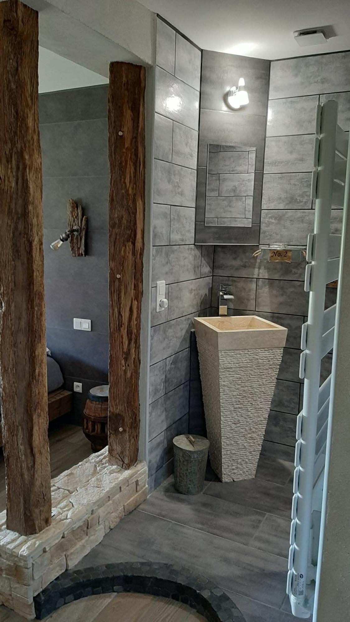 La Berrycurienne Proche Du Zoo De Beauval Saint-Aignan Avec Sdb, Wc Et Spa Privatif Pour Chaque Chambre Luçay-le-Mâle Zimmer foto